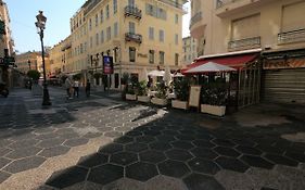 Royal Promenade